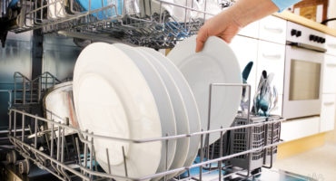 Sådan sættes retter i opvaskemaskinen