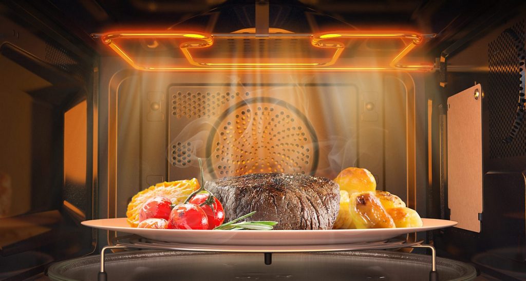 Ohjeet: miten mikroaaltouuni kytketään päälle ja grillin tai sulatuksen lisätoiminnot
