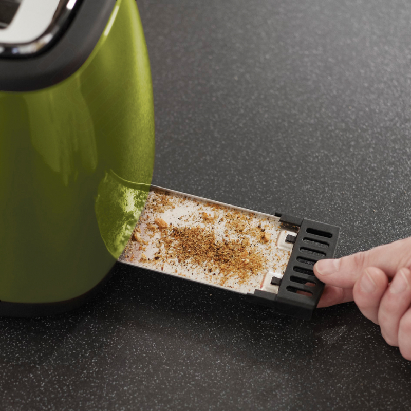 איך לשטוף את הטוסטר בפנים מפירורים ופיח
