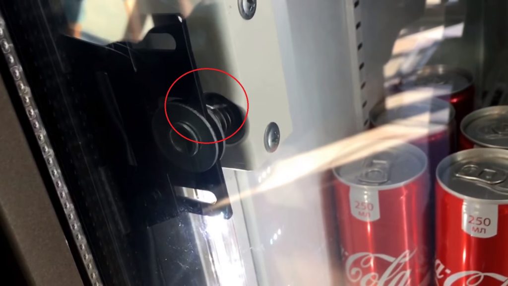كيفية فتح ثلاجة Pepsi أو Coca-Cola بدون جهاز تحكم عن بعد وخوارزمية الحركة الرئيسية