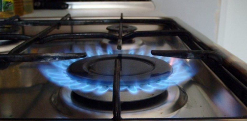 Kako mogu isključiti plinski štednjak poštujući sigurnosne mjere opreza