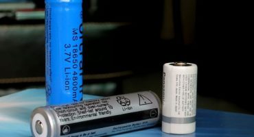 Lithium-ion na baterya: mula sa aparato papiliin